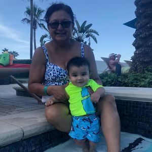 Meet your Posher, Imelda